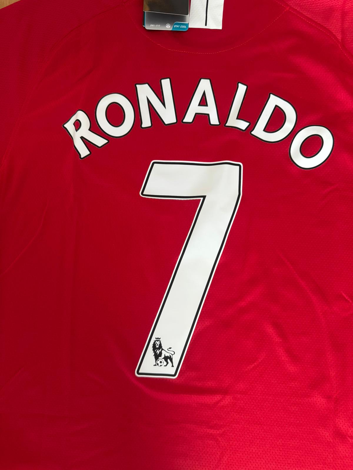 Klassisches Fußballtrikot – Ronaldo #7 – Rot, Größe L & XL