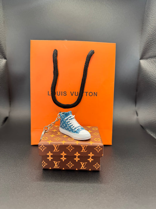 Miniatur-Sneaker Schlüsselanhänger in Blau mit Geschenkbox – Louis Vuitton Stil