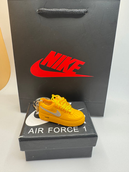 Sneaker Schlüsselanhänger – inspiriert von Air Force 1 (Gelb)