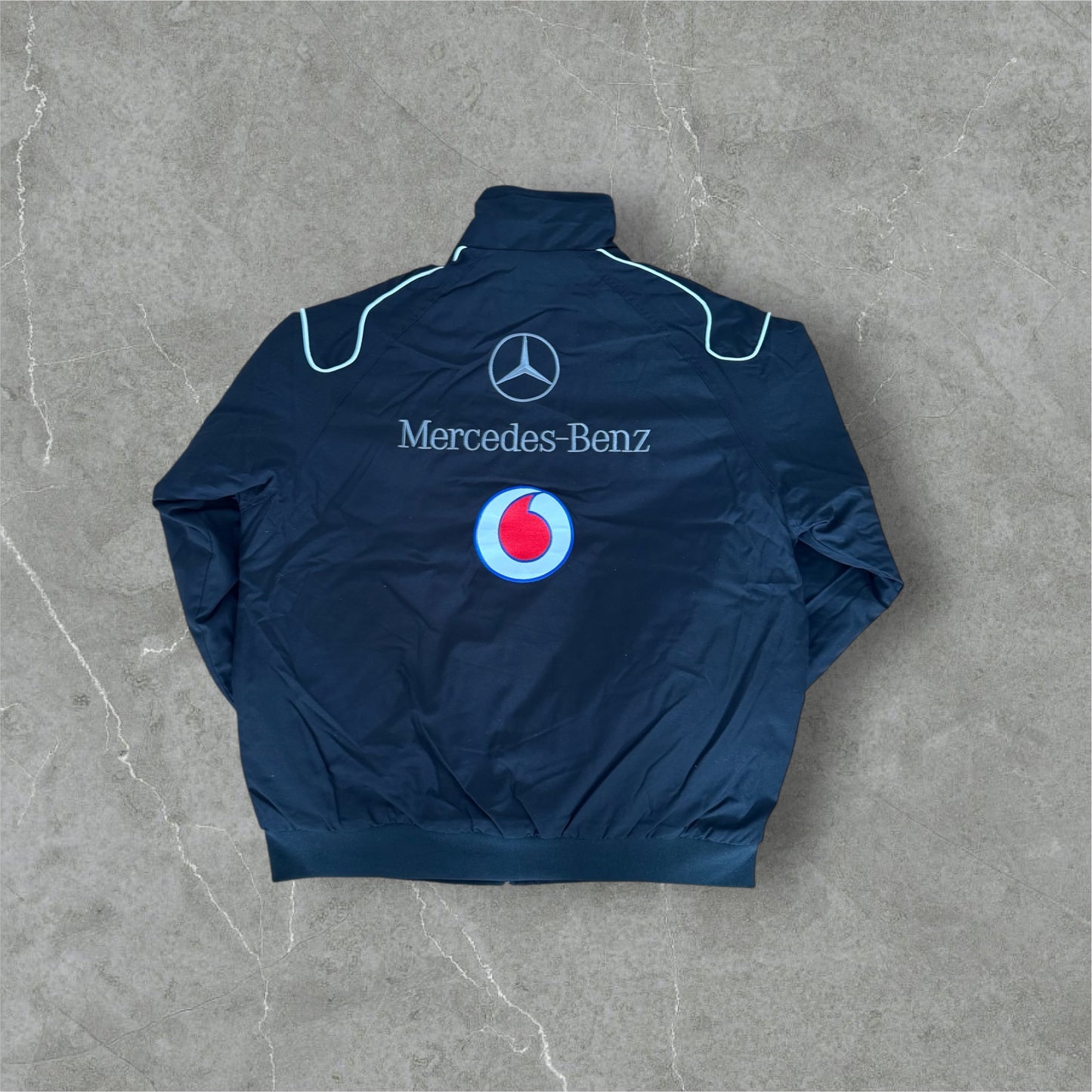 Mercedes-Benz McLaren F1 Racing Jacke – Schwarz/Blau – Limitierte Edition